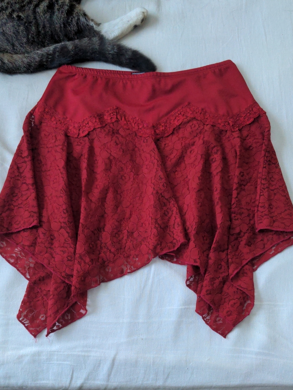Hotkiss Y2K Lace Handkerchief Mini Skirt Size Small